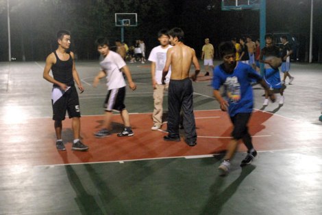 night-basketball